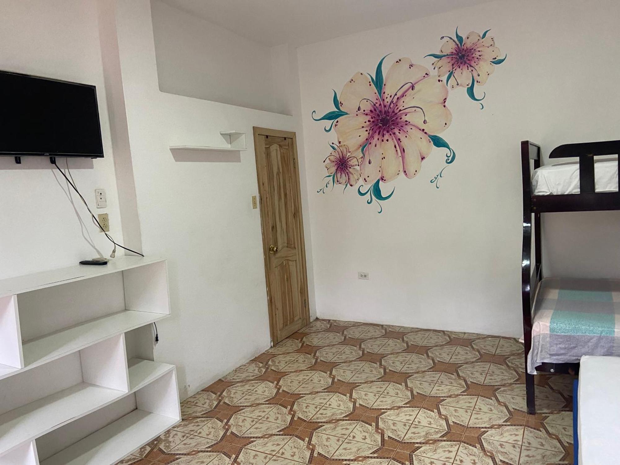 Hosteria Del Puerto ปูแอร์โตโลเปซ ภายนอก รูปภาพ